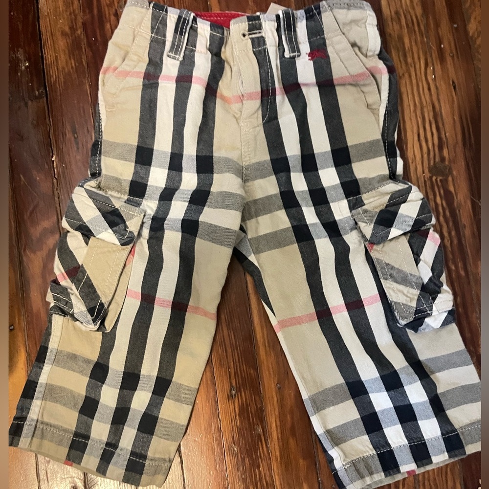 Relishing Burberry Cargo pants in a size 12M
